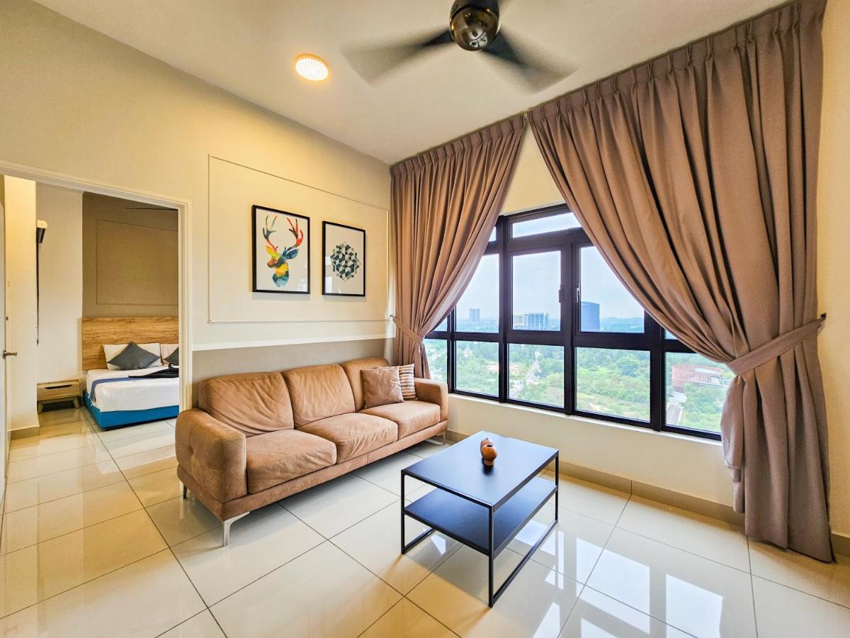 Meridin Medini Suite By Nest Home【Legoland】 Nusajaya  Exterior photo