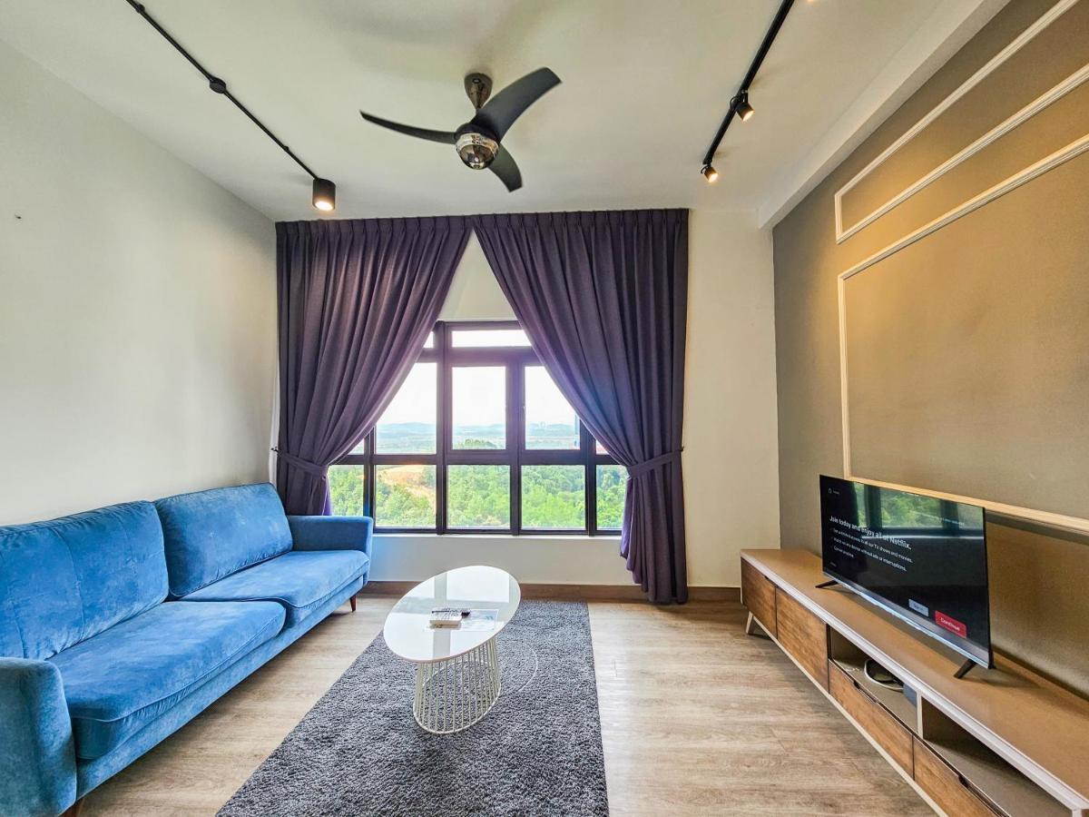 Meridin Medini Suite By Nest Home【Legoland】 Nusajaya  Exterior photo