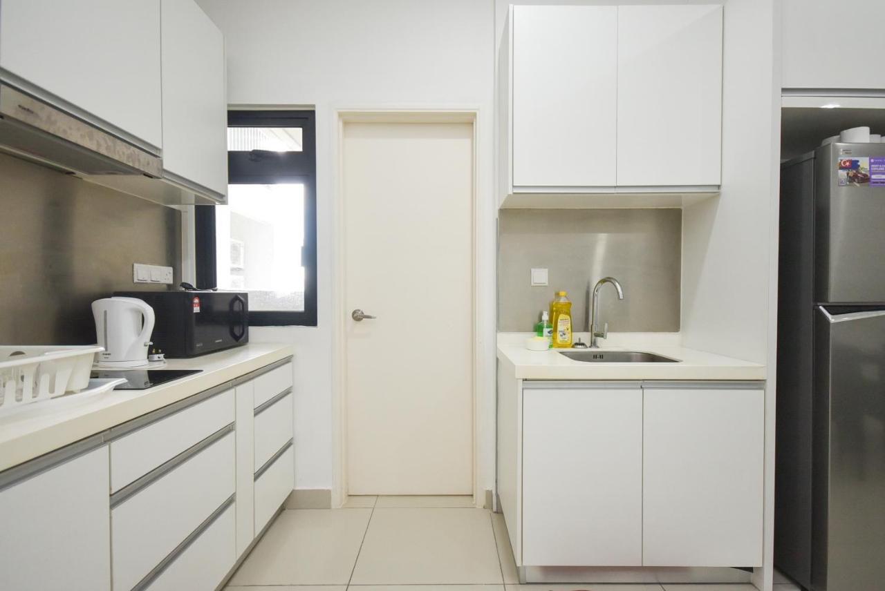 Meridin Medini Suite By Nest Home【Legoland】 Nusajaya  Exterior photo